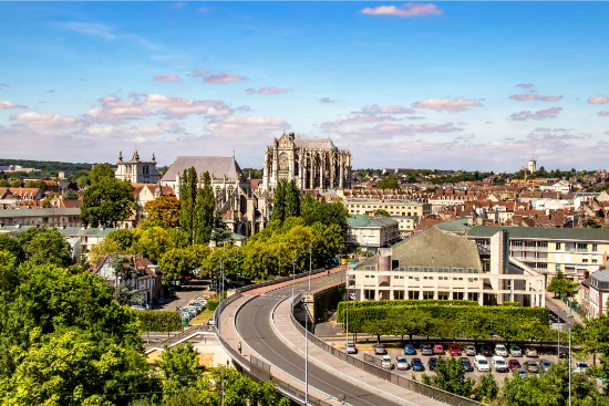 Dove dormire all’Aeroporto di Beauvais (Parigi): hotel migliori, aree consigliate e dritte per partire sereni