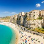 Dove andare in Calabria a luglio: mare, borghi e città da visitare in vacanza