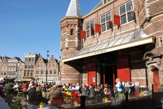 Mangiare a Amsterdam: quanto costa la colazione, il pranzo e la cena