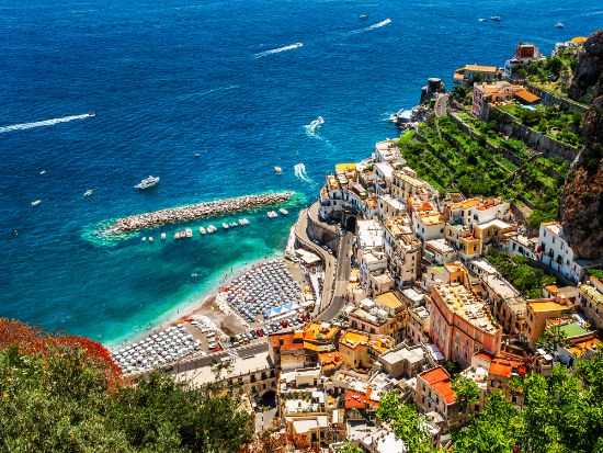 Dove andare in Campania a Agosto: dove andare in vacanza e città da visitare