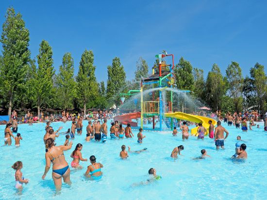 Aquashow Park: prezzi biglietti, orari, come arrivare e cosa vedere