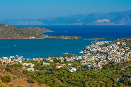 Migliori zone e località dove alloggiare a Creta per i giovani e la vita notturna